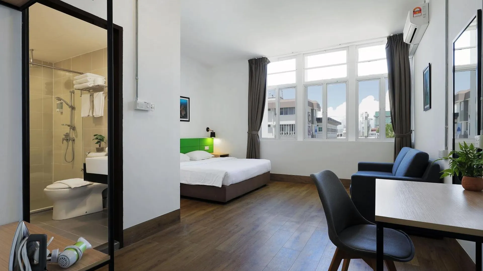 Polaris Suite Kota Kinabalu 0*,  Malaysia